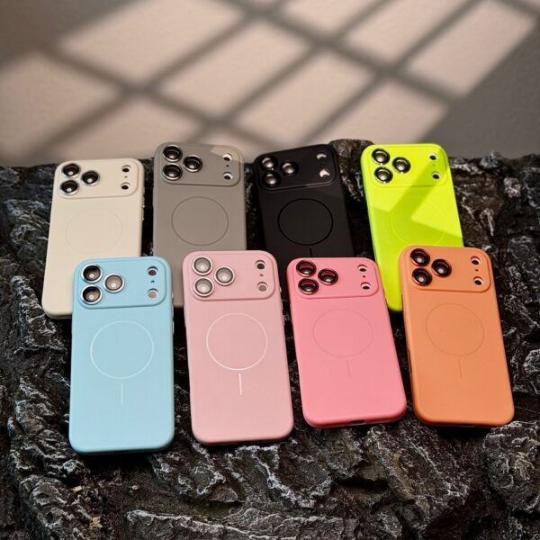 Frosted Skin Feeling Magnetic Suction Phone Case Lens Protector All-inclusive Drop-resistant