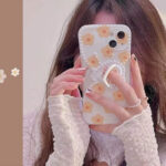 Literary Flower Phone Case Built-in Bracket