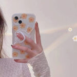 Literary Flower Phone Case Built-in Bracket